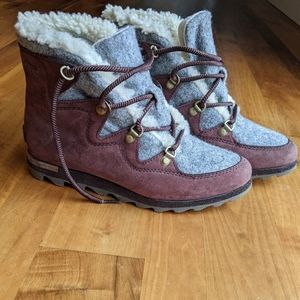 Sorel Women's Boots size 8.5